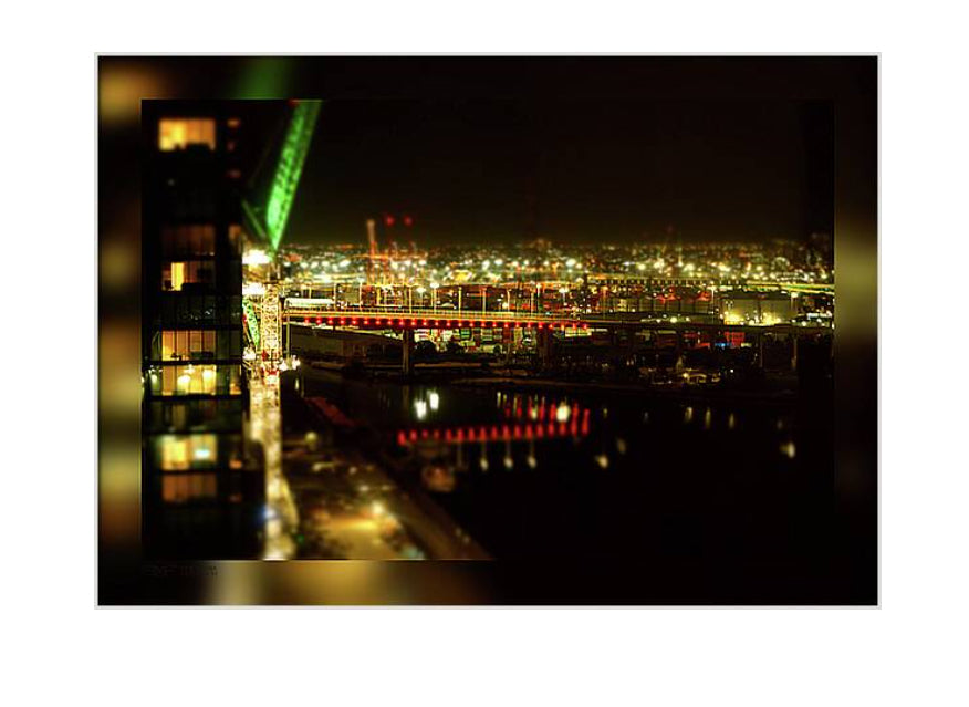 FMF-'Iron Surroundings II'-Metro